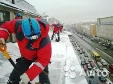 Уборка снега
