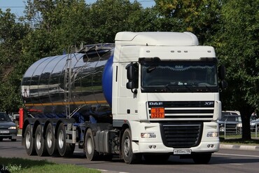 DAF 105, Renault, Freightliner
