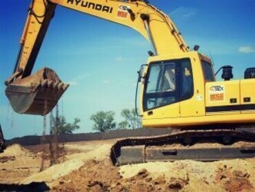 HYUNDAI 320