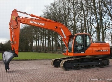 Doosan 225