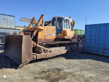 Liebherr 742