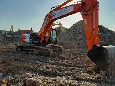Hitachi 330-5G