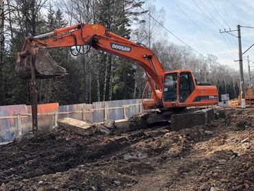 Doosan 225 LC, 300LCA