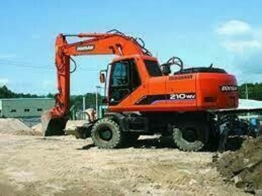Doosan 210