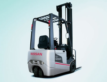 Nissan К15