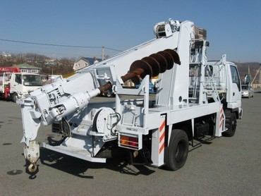ISUZU