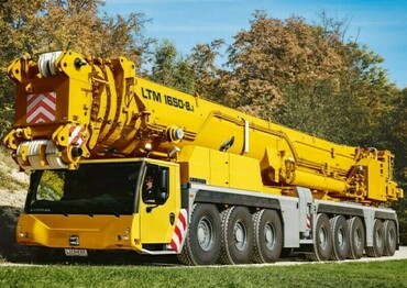 LIEBHERR LTM 1650