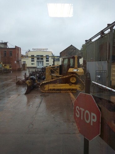 Caterpillar D6