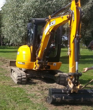 JCB 8030 zts, JCB 8035 zts