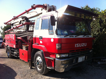 ISUZU
