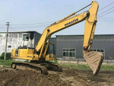 Komatsu РС220-7