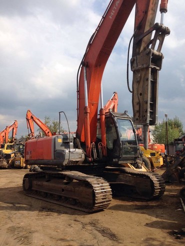 HITACHI ZX350