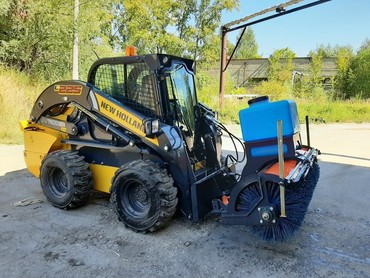New Holland 225L