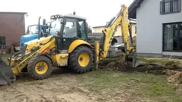 NEW HOLLAND B110B