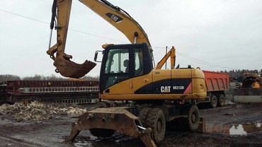Caterpillar m313d
