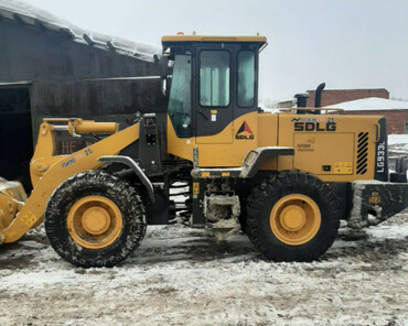 SDLG 933 L