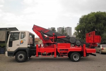 Isuzu