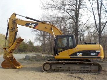 CAT 320