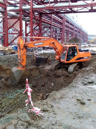 Doosan S225NLC-V