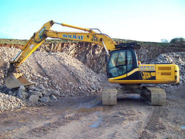 JCB JS 200