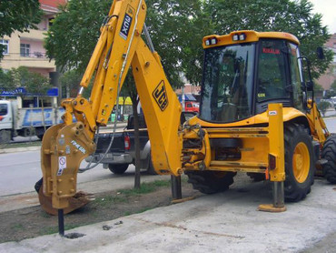 JCB-3CX