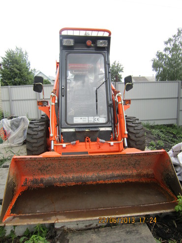 Locust L 752