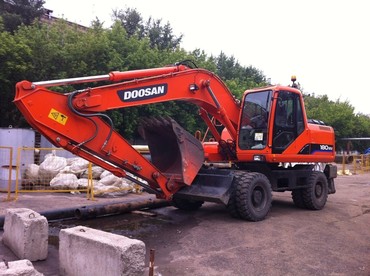 Doosan S180W-V