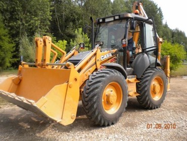 CASE 695 ST