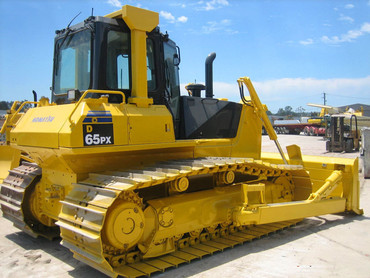 KOMATSU