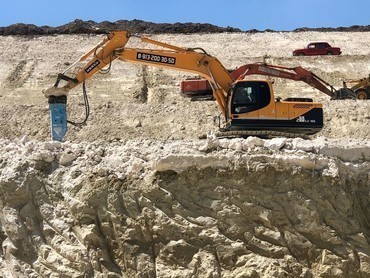 DOOSAN, HYUNDAI
