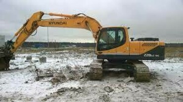 Hyundai 220
