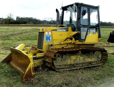 KOMATSU
