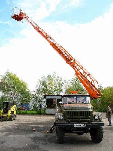 ЗИЛ-18