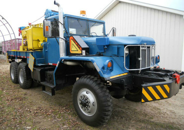 AM general 935