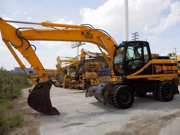 JCB JS200 W