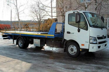 Hyundai 730