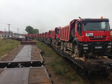 Iveco, Hino 700