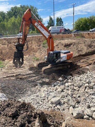 Hitachi 330-5G